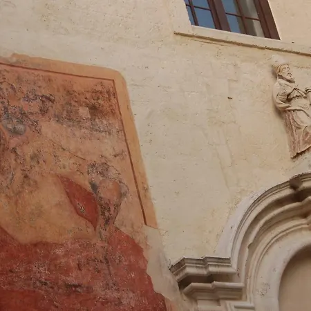 Bed and Breakfast Antro Delle Muse 3*